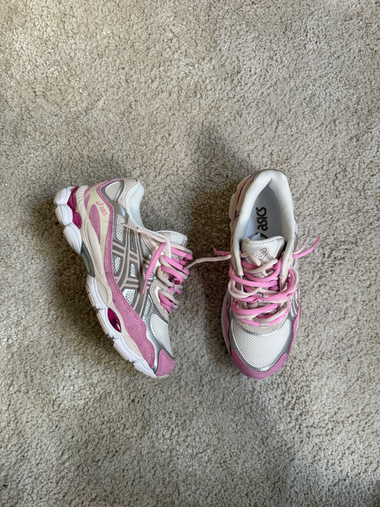 Asics Gel NYC | Rosa-Creme